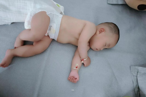 孝昌宝宝咳到吐怎么办